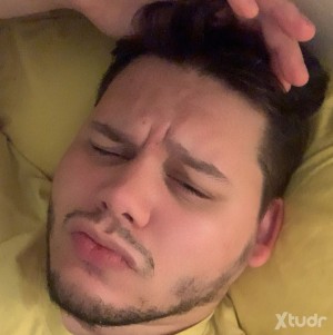 Xtudr - ladgab: Beefy French Canadian, language nerd, I love cooking, gaming, going out in nature, pretty chill guy.