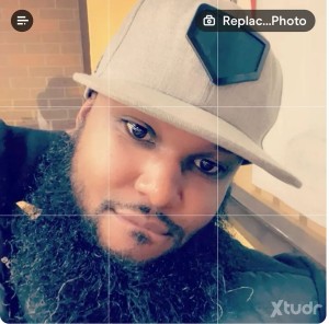 Xtudr - Masseur: I’m here to promote my Business Healing Handz Holistic Wellness. I provide healing sessions (something like a massage but b...