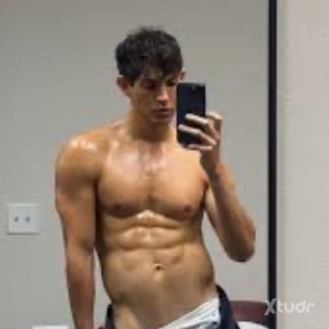 Xtudr - AtticusStallings: I like ass and dicks if you want to text me, I can send you a dick pic