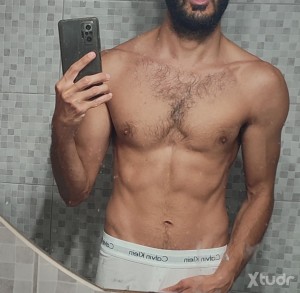 Xtudr - Sam_Sub: I am sub looking for Dom or Master.
Para someterme a mi Amo, es esencial ver su rostro.
No pago ni cobro. ¡No me interesa e...