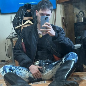 Xtudr - KiDKAS: Busco amo que me de caña.
Si tardo en contestar no te asustes 😅
Telegram: @koal16