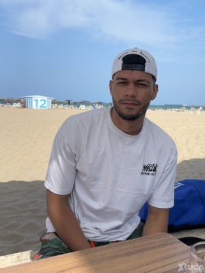 Xtudr - muymascdominante: Solo personas interesadas, macho actv morboso mente abierta, solos es por pasta 