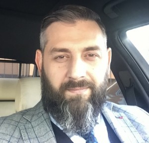 Xtudr - richard574: Estoy tan enamorado de la playa, como la música, el baile y la lectura.