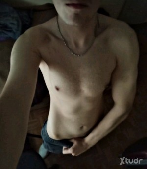 Xtudr - Twink_pas: Hello I'm a young guy, new here. I really like sucking and being dominated.