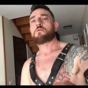 Xtudr - Amo-Baix: Looking for submissive bitches with full disposition. Up to the tip of the penis of the profiles without photos.