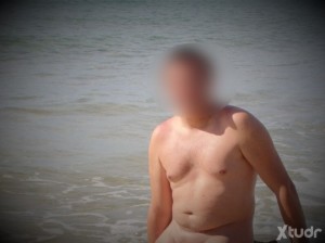 Xtudr - nudista54: Buscando amo que me adiestre como a una puta. Límites pactados.