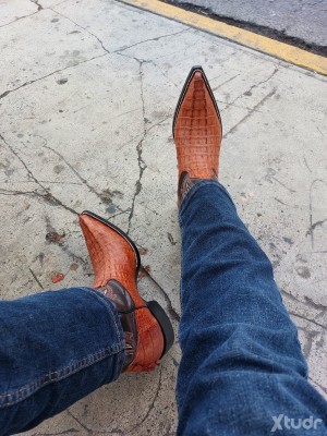 Xtudr - Ma$terEduardoMty: Lick my boots, dog! Serve as doormat, fucktoy, and ATM. 
http://paypal.me/mastercowboy