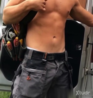 Xtudr - AMOyMaestro: Dominant man with desire to initiate new submissive men.
