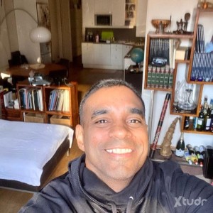 Xtudr - Descargar: I don't answer without a photo. Give me milk. Better if you milk me and swallow. No photo, no answer. Trans, cd, feathers...