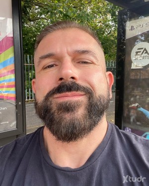 Xtudr - Andrewcoleee: You looking now and can host?