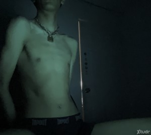 Xtudr - VSlave: I'm a submissive in search of a master or Dominant man who can keep me in chastity virtually.
I'm primarily looking for cybe...