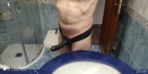 Xtudr - Sumi_zgz: Top with crossdressers and transvestites. Bottom with trans and women with harness. To dominate a woman, I let myself be f...