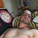 Xtudr - Pasivo_Bottom: Normal guy l...