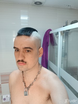 Xtudr - PUTASERVICIAL: Sub in chastity. Friendship and let's see how it goes.