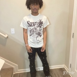 Xtudr - Trevontreevnt: 
Ok black hot masters here for serious slave here to own   If you’re interested you can say hi to me