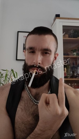 Xtudr - Kapnos.Cigars: Cigar & reds smoker. Cashmaster.
My links: https://beacons.ai/kapnos