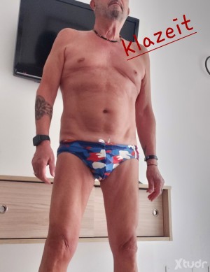 Xtudr - klazeit: SI ERES CASH no me interesas .Busco relaciones reales   que tengan sitio y que sepan el roll queda claro que busco sesión  ...