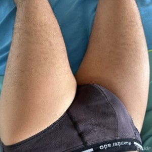 Xtudr - esclavogaysumiso: Esclavo gay sumiso, me gusta realizar las tareas domésticas, buscar Amo, me gusta que controlen. 