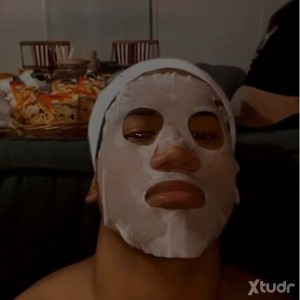 Xtudr - Bttm_Looking:  