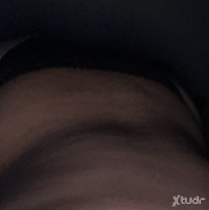 Xtudr - f4ia65s9: bottom looking for top 
lemme suck that dick
come fuck this thick ass
