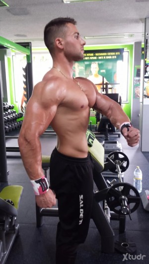 Xtudr - Yourmasterx: Basurillas de gym, os quiero a mis pies 😈
(REAL- ZONA MADRID)
ME DESPLAZO
Sesiones de muscleworship que nunca olvidarás...