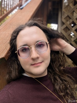 Xtudr - DustyLex: Decisive top into control and structure. I set standards for grooming, fitness, and routines—check-ins required. Chastity ...