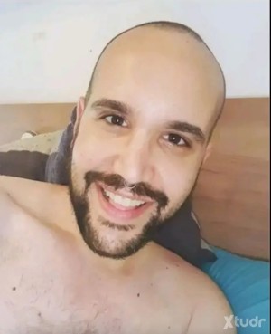 Xtudr - SumMamon8: Mamon sumiso, me encantan los machos cerdos y superiores, si son peludos un plus
No desodorantes porfa🤤
No me va penetrac...