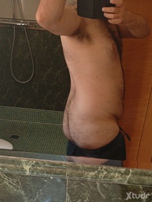 Xtudr - osojoven26: Nada de drogas, paso foto de cara por privado. 
Me gustan los maduros dominantes con tripa y peludos mejor. Soy obedient...