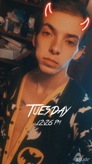 Xtudr - Smilez30: Tweaker here! Smoke/Slam dont give a fuck how ppl look at or think of me. Dont be jealous cuz you not in control n no one ...