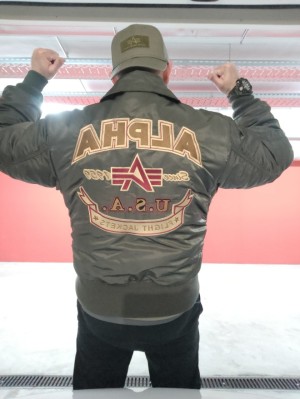 Xtudr - adidashospi: Fucking asshole