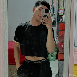 Xtudr - Kelly:  Living alone; Single; and a NURSE 💉🩺⚕️🚑