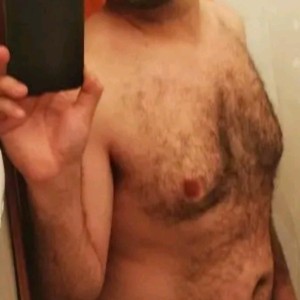 Xtudr - cabron38: I'm looking for a submissive male slut with a desire to spend hours on their knees to be used by a bastard who wears a joc...