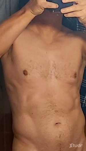 Xtudr - Daemon: Dominant man to enjoy strong, healthy and over 50 submissive men.