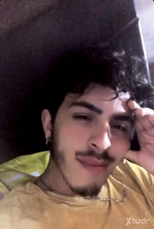 Xtudr - jdas: Brusco dominante activo muy masculino  soy sumiso obediente delicado, no hardcore dom 