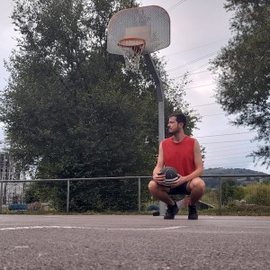Xtudr - Sumisin_: To the next one who asks me for money, I'll blow him to hell, damn it.