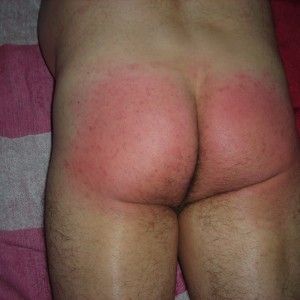 Xtudr - sonyakumo: I'm in Zaragoza, I'm moving. Who needs a good spanking