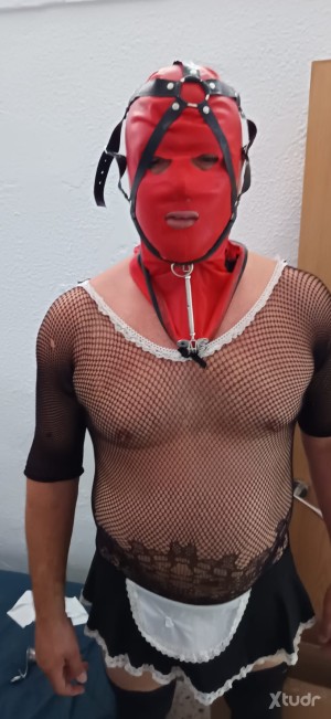 Xtudr - Cristystf: I love to have fun and look for good cocks.