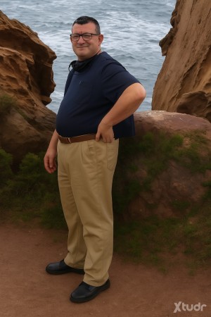 Xtudr - GonSolCar: Macho hetero cabron Dominante con poca paciencia y un toque sádico 
No tengo límite alguno y no me tiembla el pulso si ha...