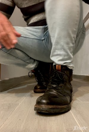 Xtudr - MachoDominante: Macho dominante, busco machos sumisos, que sean versátil activos o activos.
Que estén a mis pies adorándolos. Que se...