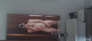 Xtudr - globalmind: I'm tall, slender, attractive.