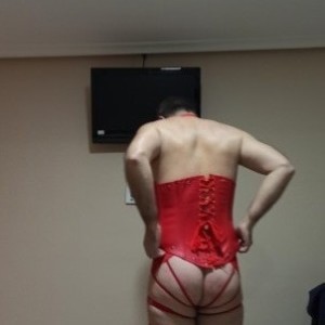 Xtudr - CHULOASTURIAS: I'm a dominant man, dominant top, I like to insult, humiliate and whip the submissive man. The first one is my pictur...