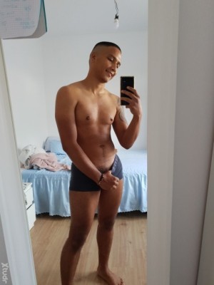 Xtudr - SexAhoraPas: I'm Colombian, 28 years old, looking to have fun with someone similar, have a good time, good vibes, looking for a plan...