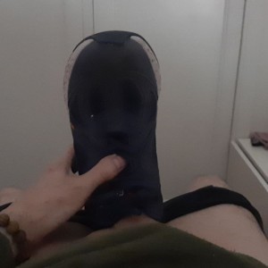 Xtudr - Switchgordo: Me gusta dominar a un buen esclavo y ser dominado por un amó joven. Soy fetichista zapas calcetines y pies.