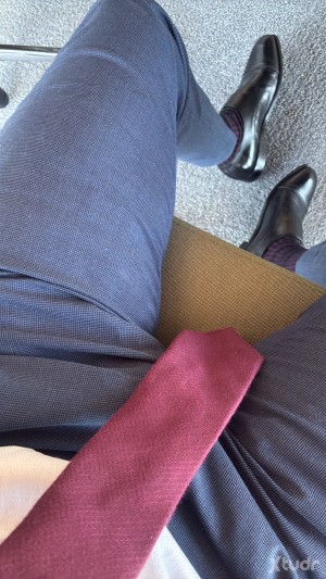 Xtudr - Heteroalfa26: Cashdom masculino 26 años.
Solo esclavos interesados de verdad (€€), no respondo a mensajes de pajilleros sin propuest...