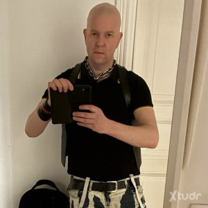 Xtudr - AlphaSlvSlabi: TPE Slave for meet and fun. Rough, pain, forced. Bondage, piss and humiliation. I'm a masochist and sadist. 