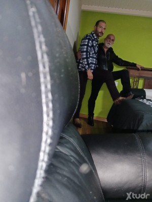 Xtudr - Ourensevers: Sporty healthy guy in general with a good ass and a good cock. In general, I'm a bottom and submissive, but I enjoy a g...