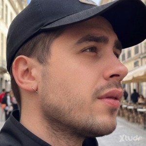 Xtudr - AlphaSupremoSupe: Obedece, y complace a tu alpha.
Amo con experiencia.
45 de pie y XL de rabo 