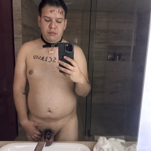 Xtudr - EsclavoOsito: Busco amo joven, dominante que me haga su esclavo, no tengo límites porque casi no tengo experiencia, tú guíame y yo o...