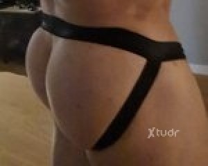 Xtudr - Scatgym: I'm versatile, gym body, shaved ass, from Castefa without a place. I'm into mutual shit in the mouth, kisses and blowjobs w...