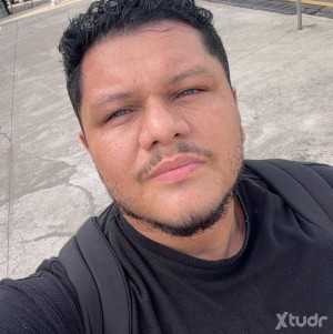 Xtudr - AfimSemlocal: Amante de viagens e passeios , sentir a vida como ela é e ver que cada um carrega em si suas marcas 